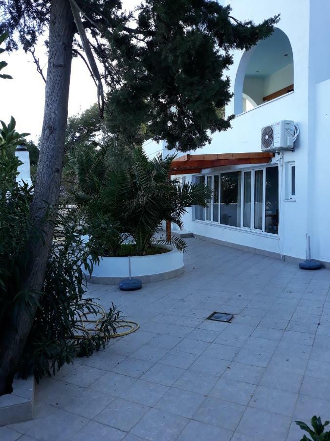 Perigiali Layrio Hotel Agia Marina Mikrolimanou Kültér fotó